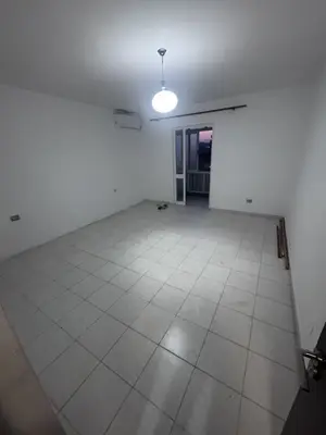 Office for rent in Myslym Shyri, Tirana, 80 m². Photo 6 of 8