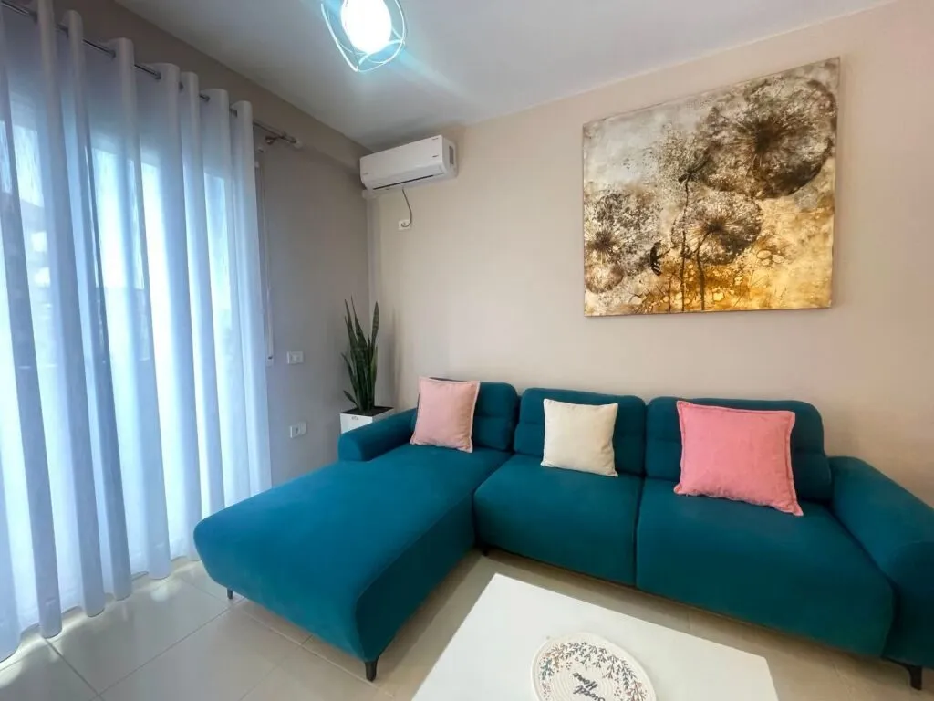 Apartament 2+1 me qera në Vlorë Albania, Vlorë, 86 m². Foto 1 nga 12