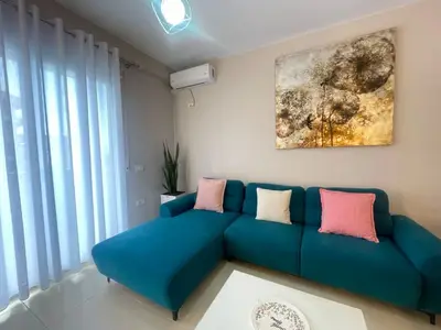 Apartament 2+1 me qera në Vlorë Albania, Vlorë, 86 m². Foto 1 nga 12