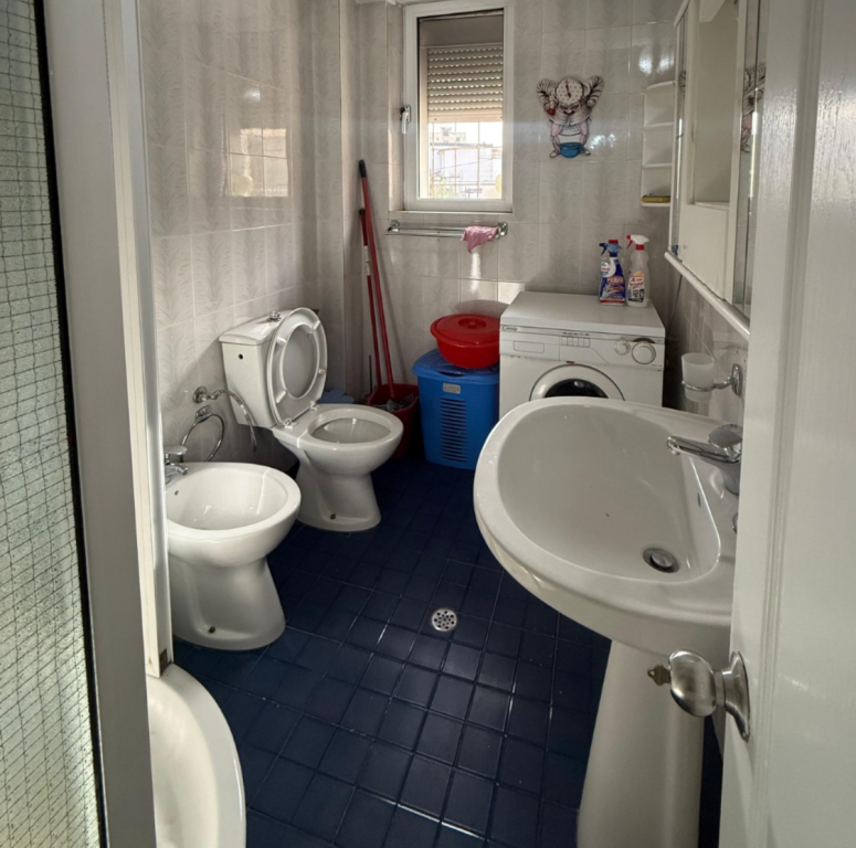 Apartment 1+1 for sale in Rruga Bardhyl, Tirana, 54 m². Photo 3 of 3