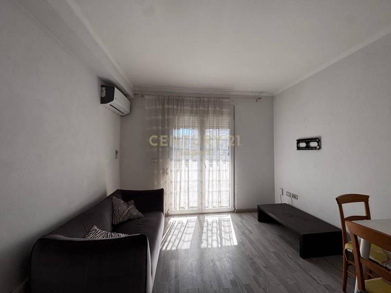 Apartament 2+1 me qera në Yzberisht, Tiranë, 75 m²