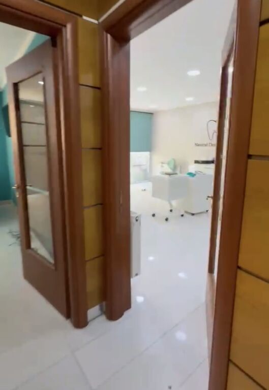 Ambient biznesi me qera në Komuna e Parisit, Tiranë, 90 m². Foto 3 nga 3