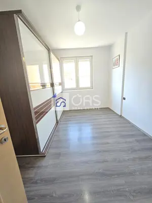 Apartament 2+1 në shitje në Fusha aviacionit, Tiranë, 90 m². Foto 7 nga 9