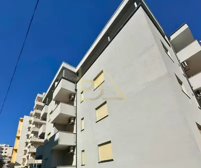 Ambient biznesi në shitje në Shkëmbi i Kavajës, Durrës, 1 693 m². Foto 1 nga 12