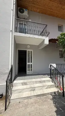 Shtëpi private 2+1 me qera në Spitali QSUT, Tiranë, 120 m². Foto 7 nga 12