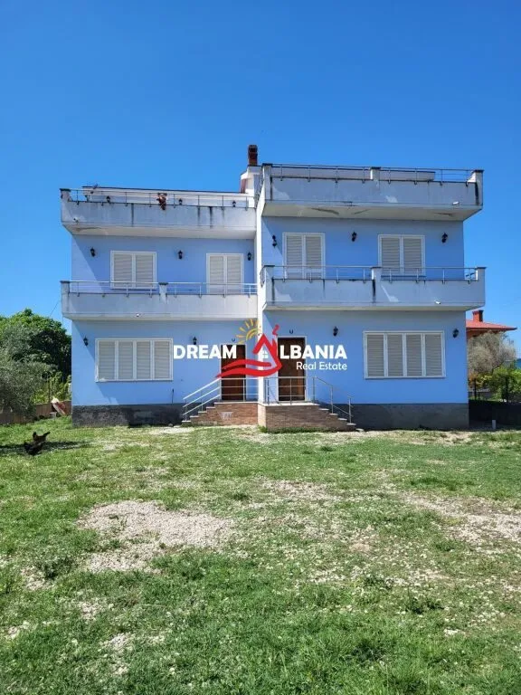 Villa for sale in Shijak, Durrës, 660 m². Photo 1 of 4
