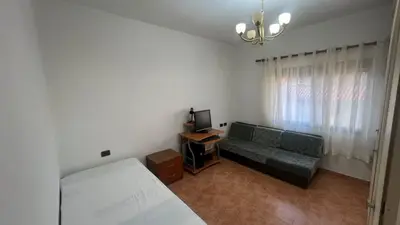 Shtëpi private 2+1 me qera në Vilat Gjermane, Tiranë, 100 m². Foto 5 nga 6
