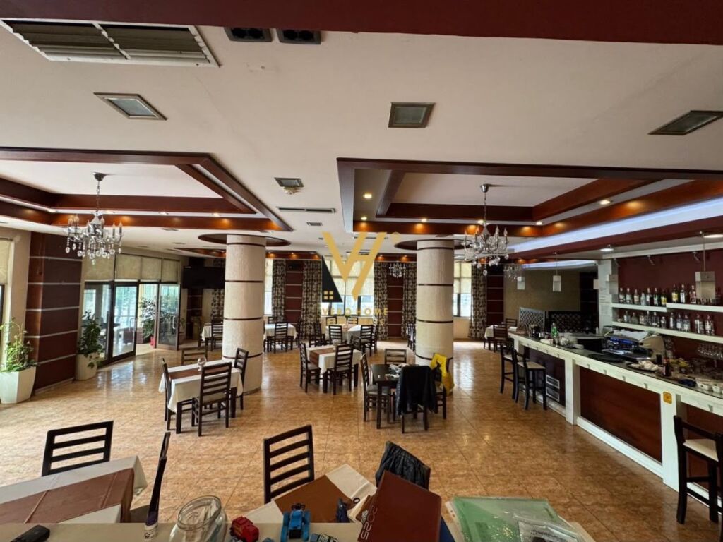 Lokal me qera në Porcelan, Tiranë, 200 m². Foto 1 nga 3
