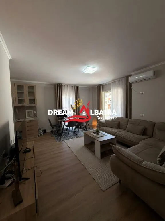 Appartamento 2+1 in affitto a Rruga Haxhi Dalliu, Tirana, 85 m². Foto 1 di 8