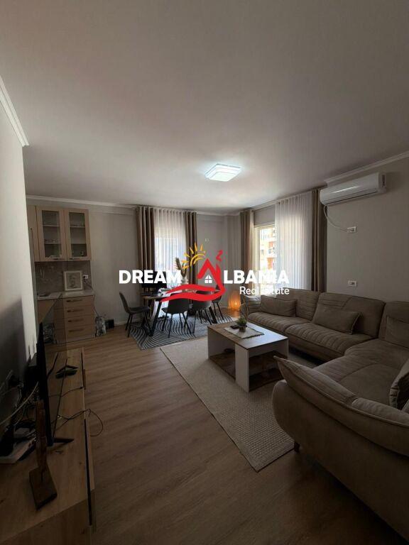 Appartamento 2+1 in affitto a Haxhi hyseni dalliu, Tirana, 85 m²