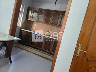 Shtëpi private 2+1 me qera në Laprakë, Tiranë, 120 m². Foto 4 nga 7
