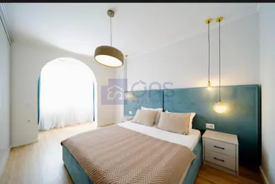 Apartament 2+1 me qera në Komuna e Parisit, Tiranë, 105 m². Foto 6 nga 8