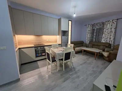Appartamento 2+1 in affitto ad Astir, Tirana, 85 m². Foto 4 di 10