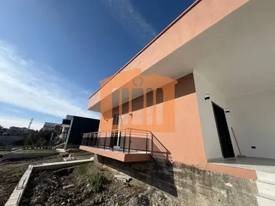 Shtëpi private në shitje në Rrashbull, Durrës, 661 m². Foto 3 nga 12