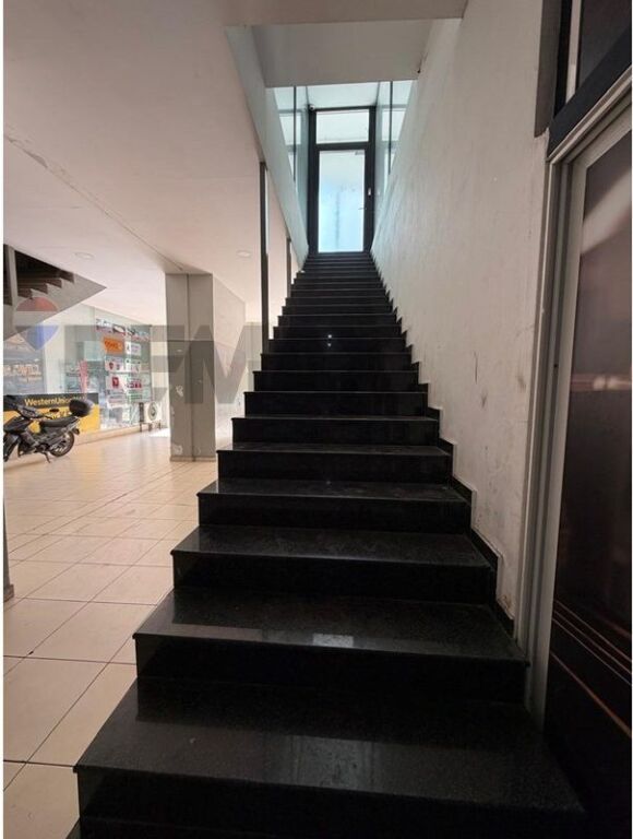 Shop for rent in Rruga Teodor Keko, Tirana, 752 m². Photo 3 of 3