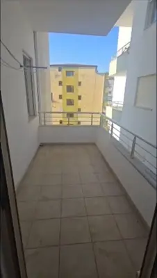 Appartamento 1+1 in affitto a Kristal Center, Tirana, 75 m². Foto 8 di 9