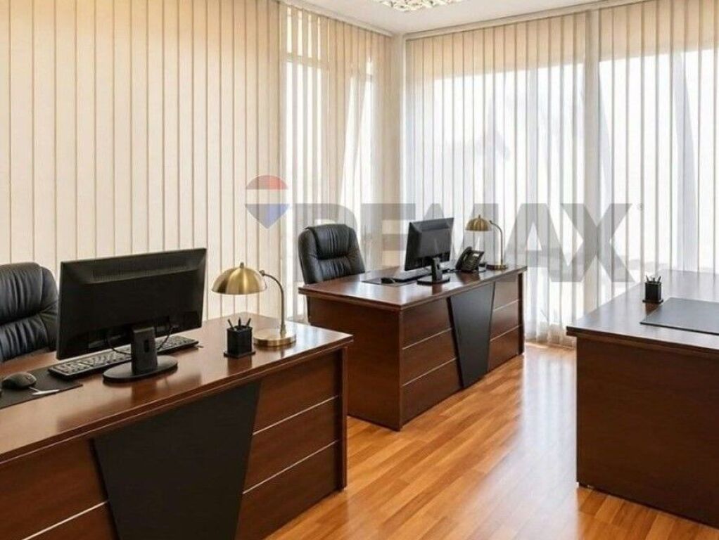 Apartment for rent in Blloku, Tirana, 122 m². Photo 3 of 3