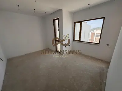 Villa studio for sale in Farkë, Tirana, 334 m². Photo 4 of 12