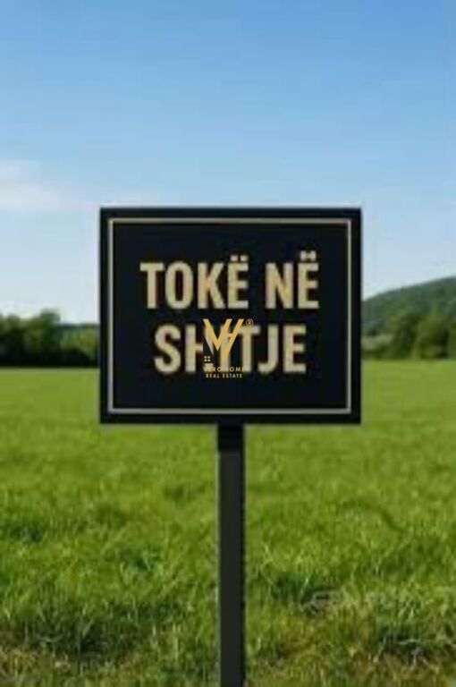 Tokë në shitje në Kombinat, Tiranë, 2 400 m². Foto 1 nga 1