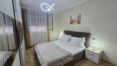 Apartament 1+1 me qera në Myslym Shyri, Tiranë, 53 m². Foto 3 nga 5