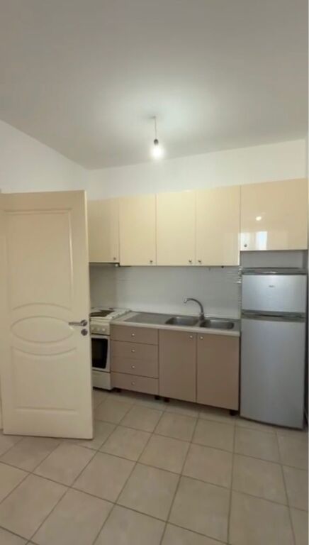 Apartment 1+1 for sale in Kashar, Tirana, 62 m². Photo 3 of 3