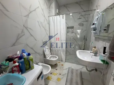 Apartament 2+1 me qera në Ish Fusha e Aviacionit, Tiranë, 95 m². Foto 10 nga 11