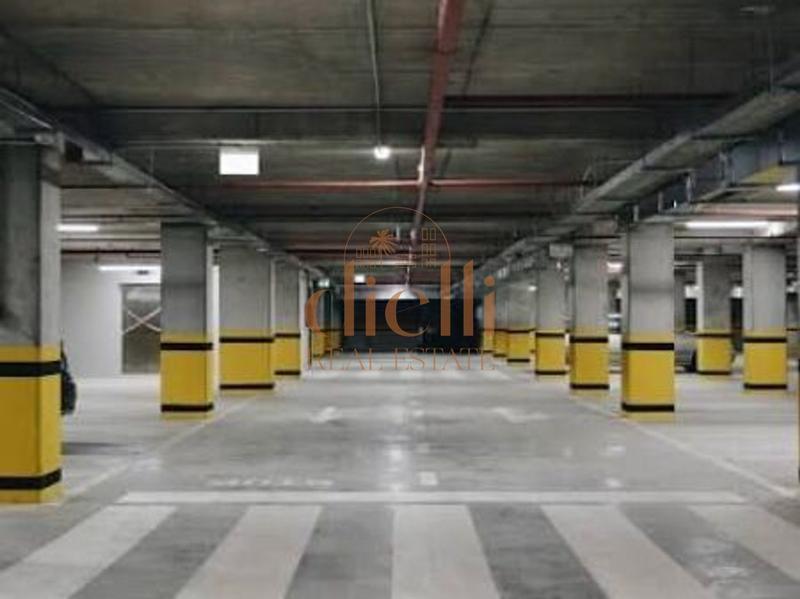 Posto auto in vendita a Shkolla e Kuqe, Tirana, 22 m²