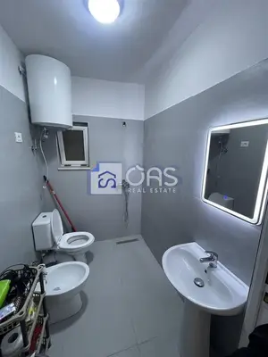Appartamento 1+1 in affitto ad Institut, Kamza, 55 m². Foto 3 di 8