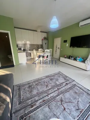 Apartament 1+1 në shitje në Shkolla e Kuqe, Tiranë, 70 m². Foto 2 nga 6