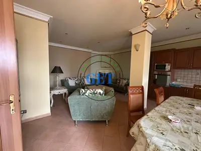 Apartament 2+1 në shitje në Qendra Tregtare Blue Star, Durrës, 130 m². Foto 2 nga 12