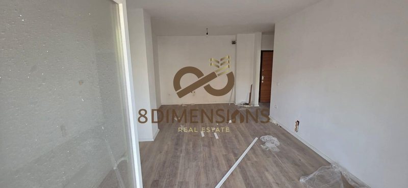 Ufficio 1+1 in vendita a Laprakë, Tirana, 62 m²