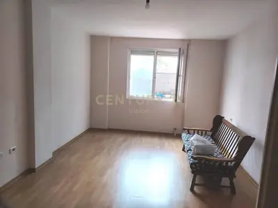 Studio for sale in Qendër, Shkodër, 80 m². Photo 2 of 5