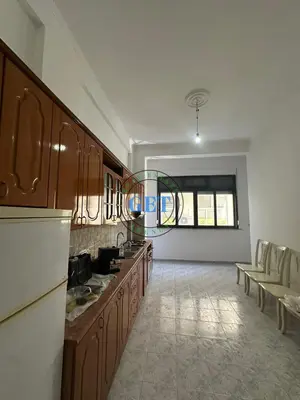 Apartament 2+1 në shitje në Muzeumi, Durrës, 80 m². Foto 2 nga 8