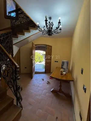 Villa in vendita a Ndroq, Tirana, 400 m². Foto 3 di 12