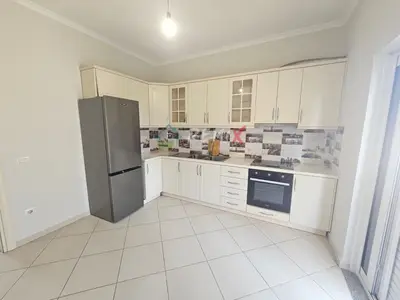 Appartamento 2+1 in affitto a Rruga Vellazerimi, Durazzo, 150 m². Foto 11 di 12