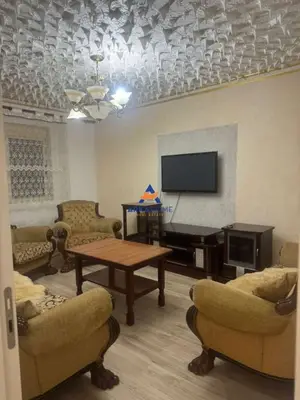 Apartament 3+1 me qera në Pallati me Shigjeta, Tiranë, 76 m². Foto 3 nga 7