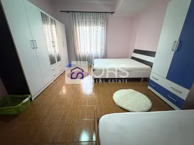 Apartament 1+1 me qera në Rruga e Dibrës, Tiranë, 70 m². Foto 2 nga 3