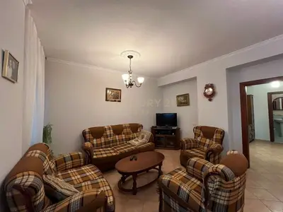 Apartament 2+1 me qera në Rruga Medar Shtylla, Tiranë, 106 m². Foto 2 nga 10