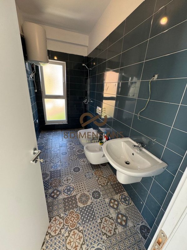 Ufficio in affitto a Laprakë, Tirana, 65 m². Foto 3 di 4