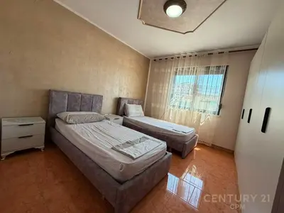 Apartament 3+1 në shitje në Ali Demi, Tiranë, 91 m². Foto 2 nga 3