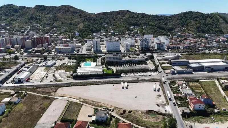 Land for sale in Vore, Vorë, 5,000 m²