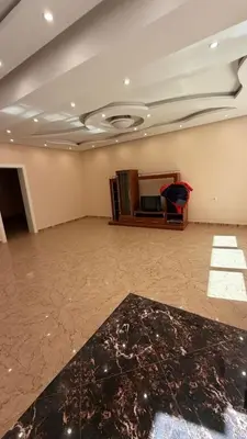 Zyrë me qera në Rruga e Elbasanit, Tiranë, 240 m². Foto 3 nga 3