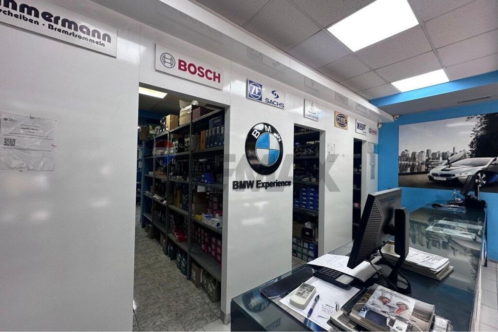 Dyqan me qera në Rruga Dritan Hoxha, Tiranë, 82 m²