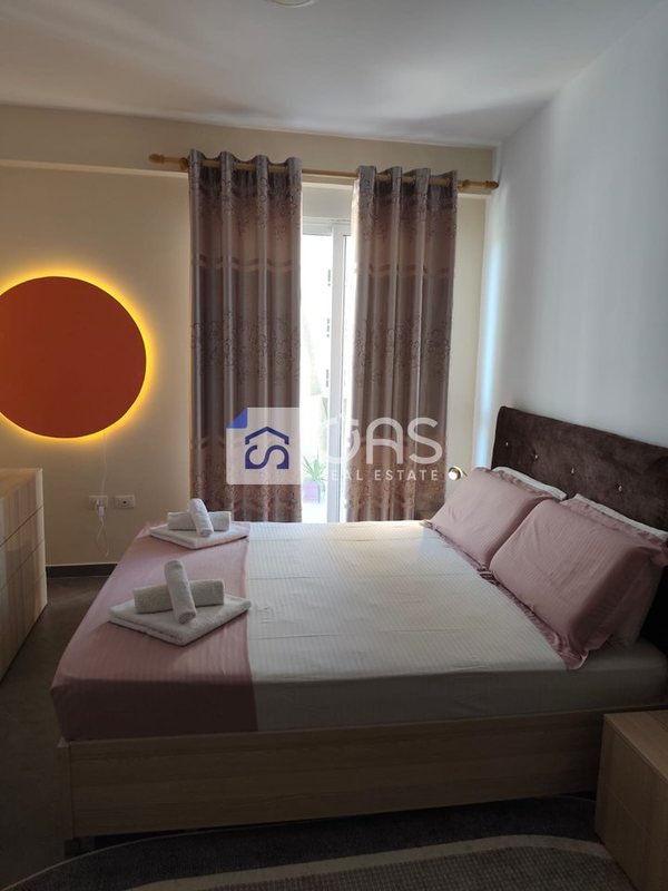 Appartamento 1+1 in affitto a 21 Dhjetori, Tirana, 70 m²