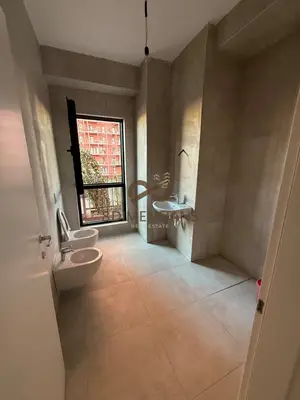 Negozio in affitto a Rruga e Kavajës, Tirana, 114 m². Foto 4 di 7