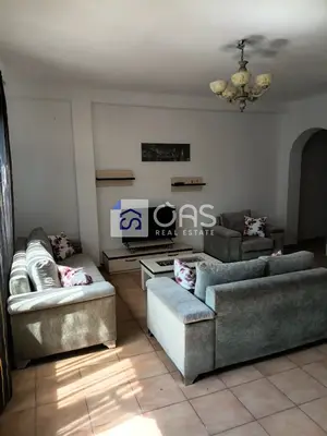 Apartament 2+1 me qera në Rruga e Kavajës, Tiranë, 120 m². Foto 2 nga 5