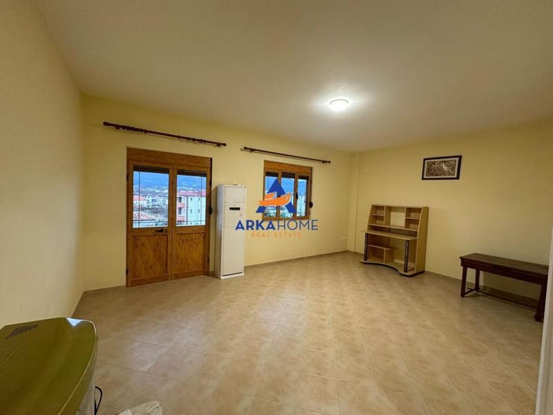 Villa in affitto a Farkë, Tirana, 500 m². Foto 8 di 12