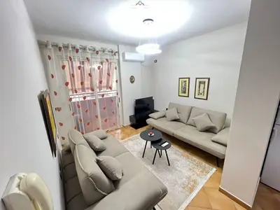 Appartamento 1+1 in affitto a Rruga Sami Frashëri, Tirana, 65 m². Foto 2 di 9