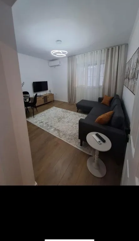 Apartament 1+1 me qera në Restorant Durrësi, Tiranë, 60 m². Foto 1 nga 10