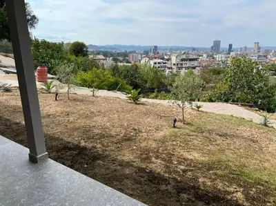 House 2+1 for rent in Tirana, 100 m². Photo 7 of 8